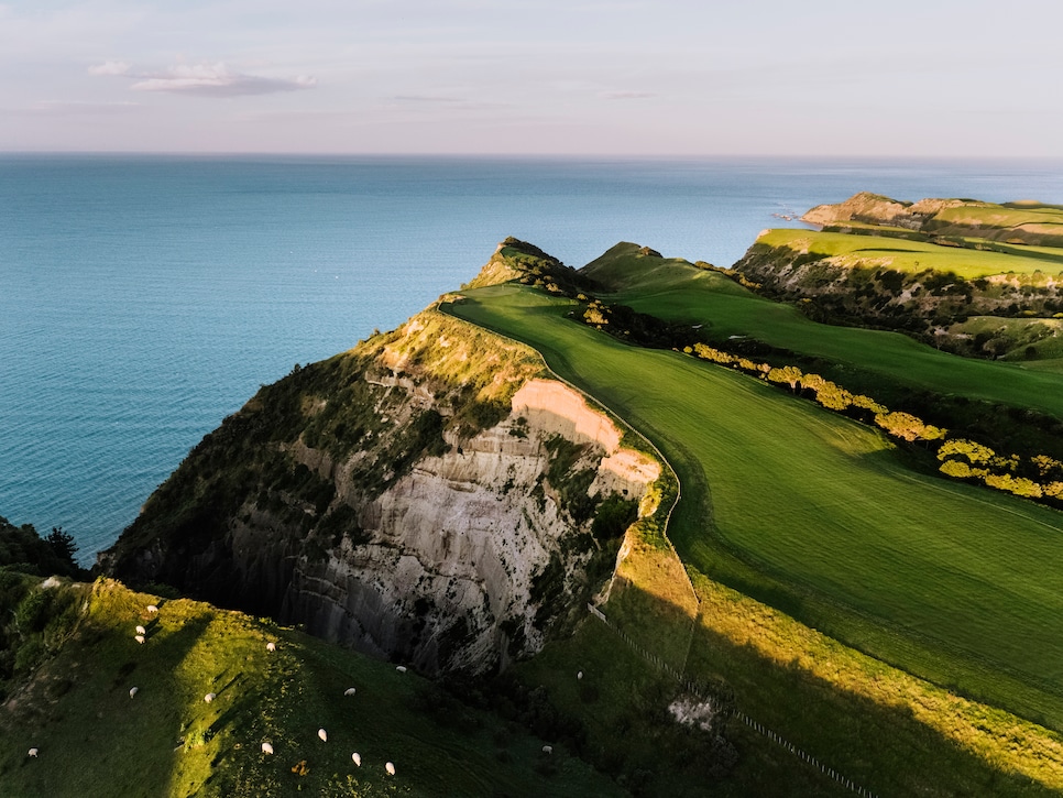 /content/dam/images/golfdigest/fullset/2023/1/cape-kidnappers-2.jpg
