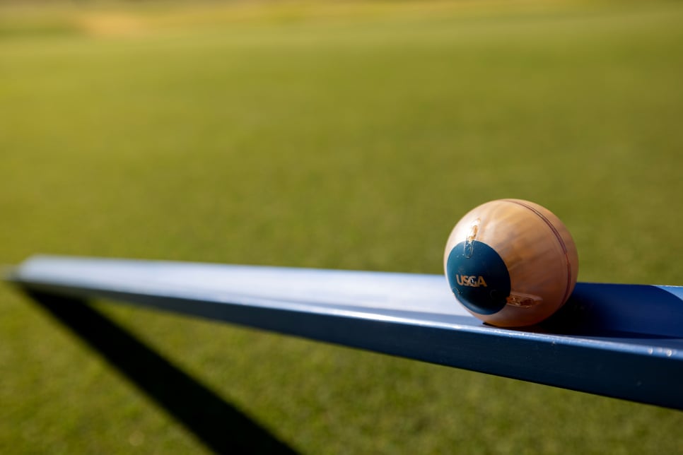 /content/dam/images/golfdigest/fullset/2025/2/GS3-ball-usga.jpg