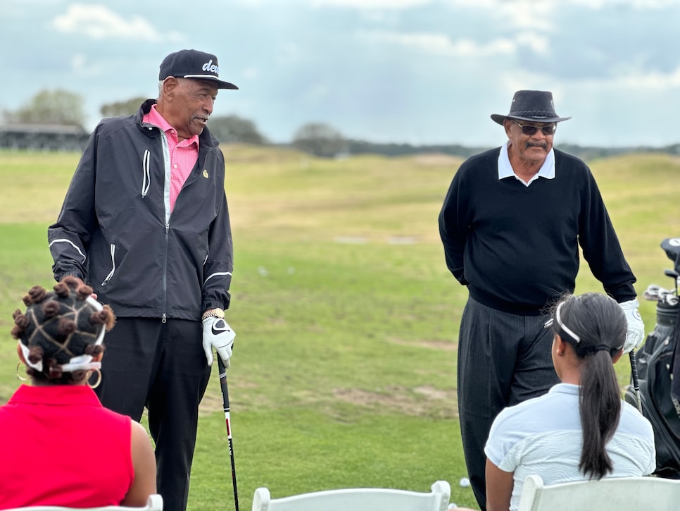/content/dam/images/golfdigest/fullset/2025/uga-pros-clinic.jpg