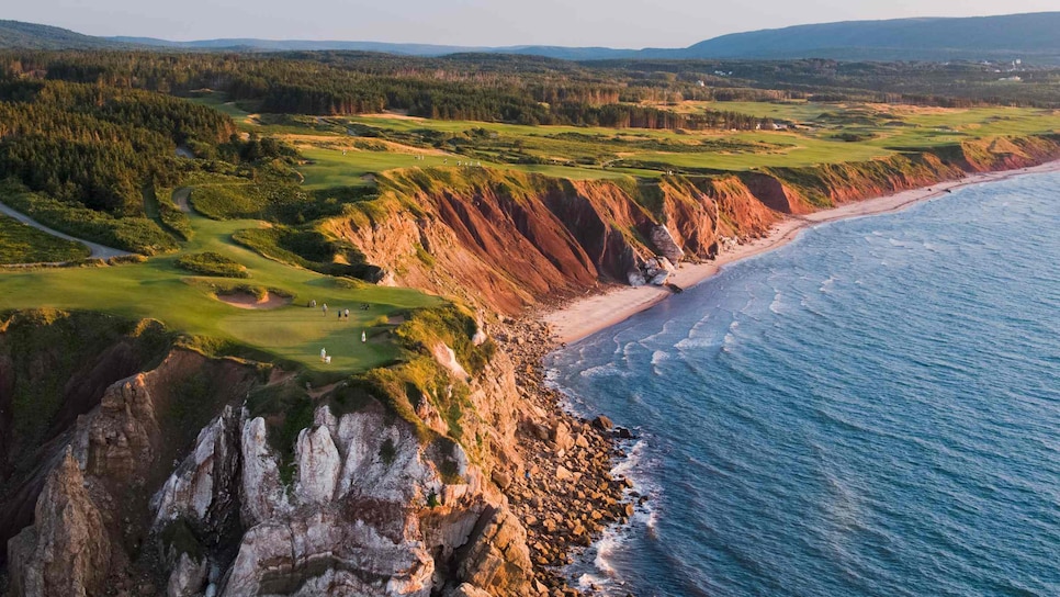 /content/dam/images/golfdigest/fullset/2025/2/cabot-links-golf-resort-1.jpg